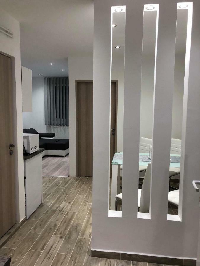 Zsuzsi Apartman Siófok Esterno foto